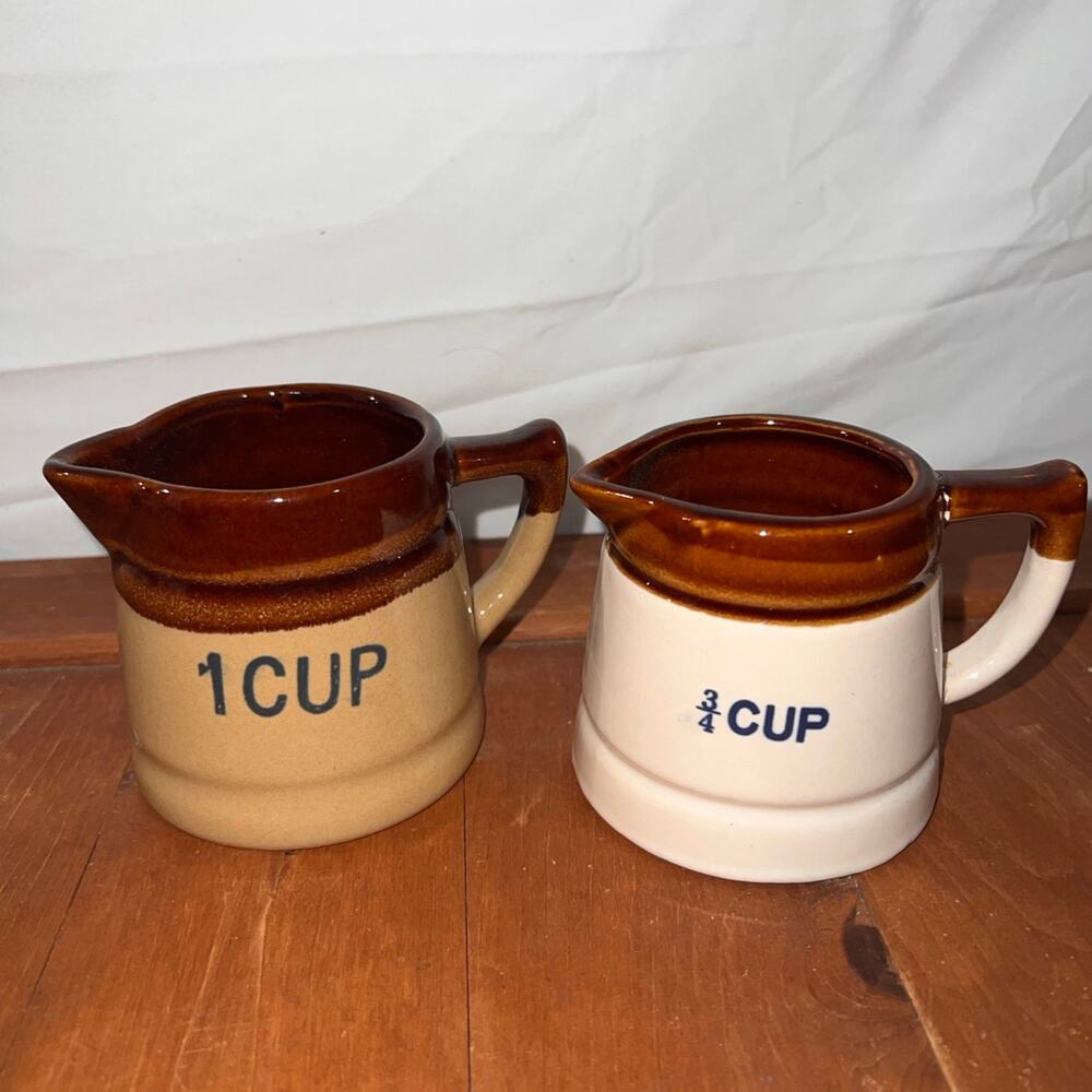 Vintage Kitchen Measuring Set